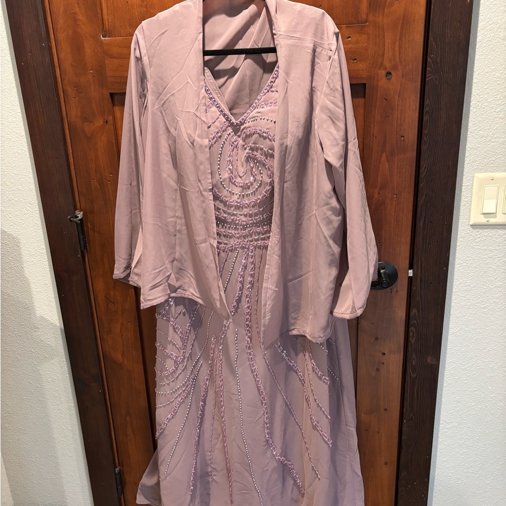 Elegant Mauve Wedding Dress